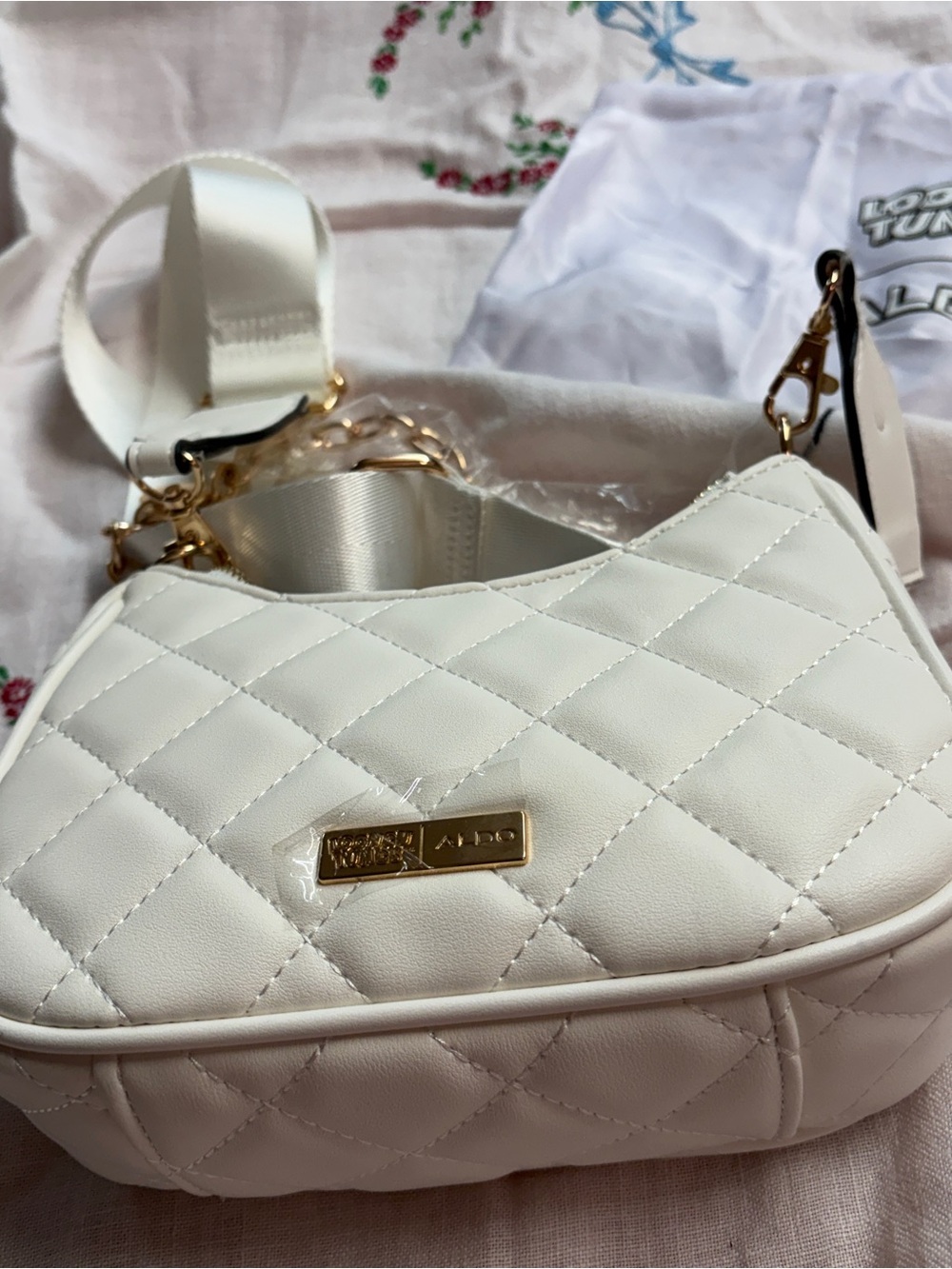Aldo White Quilted Mini Crossbody with Looney Tunes Pins - Picture 4 of 6